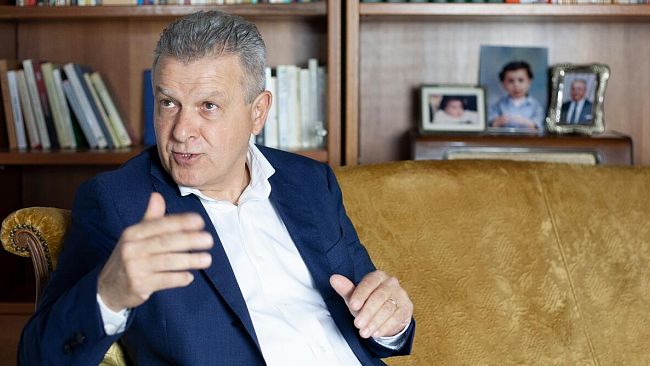 Francesco Li Vigni scende in campo