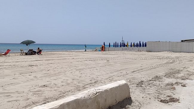 Mazara, da stasera disinfestazione spiagge e territorio