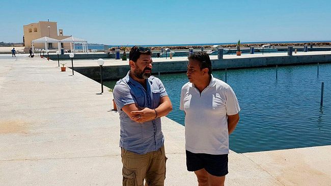 VIDEO – Completati i lavori, torna a splendere il porticciolo di San Vito grazie ai soci diportisti