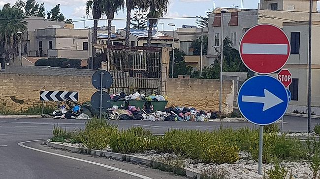 Mazara, raccolta rifiuti, aggiudicata gara di appalto per 5 anni dal raggruppamento Senesi Spa-Eco Burgus.