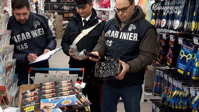 Castelvetrano: operazione Capodanno sicuro. Oltre 1000 articoli pericolosi sequestrati dai Carabinieri