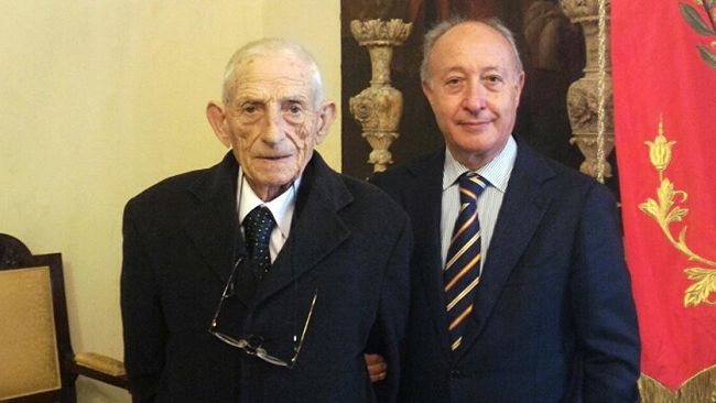 Solidarietà del sindaco di Marsala ad un anziano vittima di diversi furti e rapine