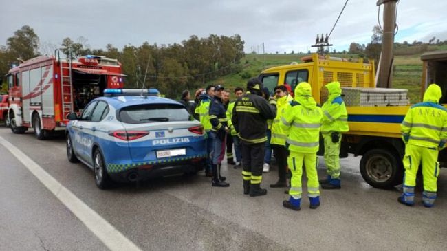 Sicurezza in A29: simulato un incendio nella galleria di Segesta