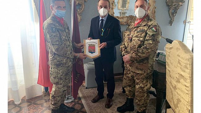 Incontro a palazzo D'Alì tra il sindaco Tranchida e il Colonnello Longo
