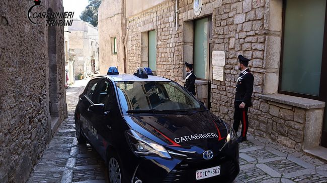 Erice, furto di carburante perpetrato ai danni del Comune. Arrestato il presunto autore