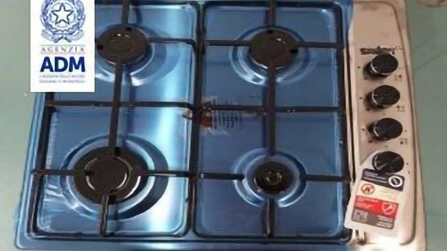 Trapani, respingimento all’estero di forni e piani cottura a gas ed elettrici