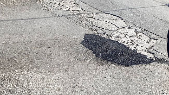 alcamo-sistemata-la-buca-tra-via-berlinguer-e-via-balduino