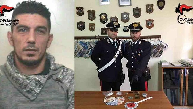 Castellammare, arrestato spacciatore: in casa marijuana, hashish e cocaina