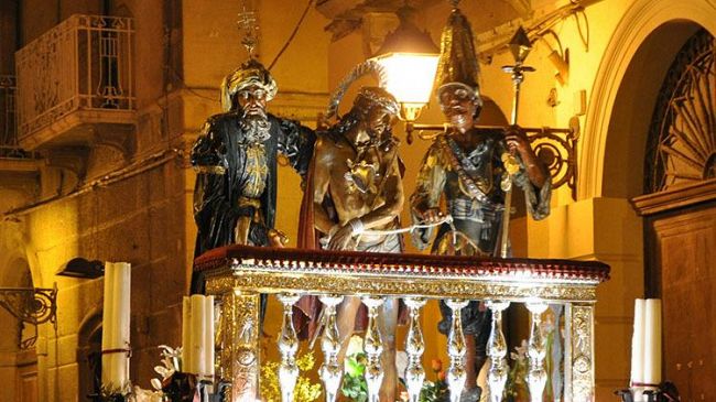 Misteri 2018, oggi la quarta “scinnuta”