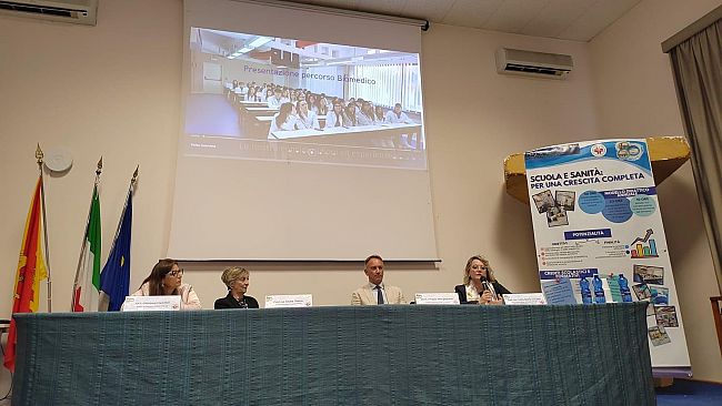 polo-liceale-presentazione-del-percorso-di-sperimentazione-nazionale-biologia-con-curvatura-biomedica