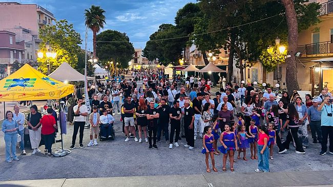 sport-comunita-e-inclusione-la-festa-di-partanna-conquista-la-piazza