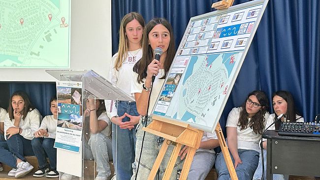 tracce-di-futuro-gli-studenti-dellic-di-matteo-presentano-la-mappa-interattiva-di-gibellina