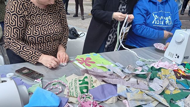 Erice, grande partecipazione per la giornata “10 100 1000 piazze di donne per la Pace”