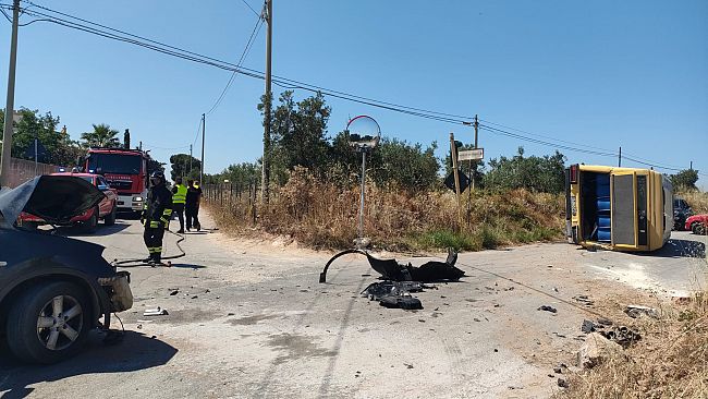 Scuolabus ribaltato, il racconto dell’eroe Vito Ingrande all'Ansa. Indagini: si aggrava situazione conducente dell'auto 