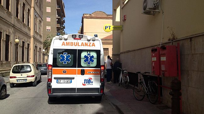 Mazara, caos e malesseri all’Ufficio centrale delle Poste (dove in agguato anche gli scippatori)