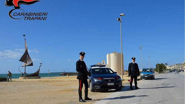 Mazara, simula furto della propria auto dopo non essersi fermato all'alt dei carabinieri