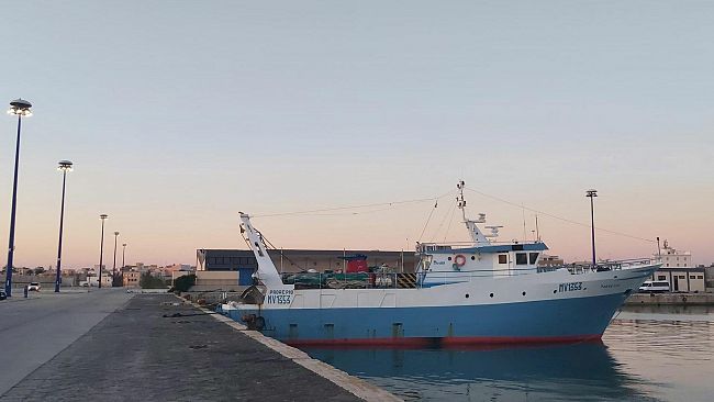 Torna la luce al porto nuovo di Mazara… Non è un pesce d’aprile