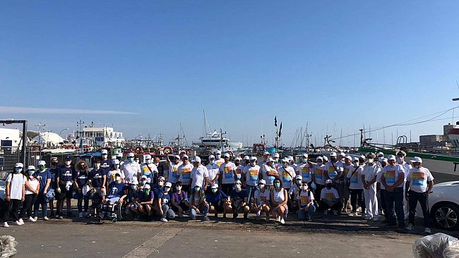 Trapani, ripulito il porto peschereccio dai rifiuti