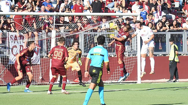 Poker granata. Il Trapani batte in casa il Real Casalnuovo 4-0