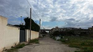 “Si intitoli una via adeguata al mitico com. Petralia (Vincenzo Modica)”