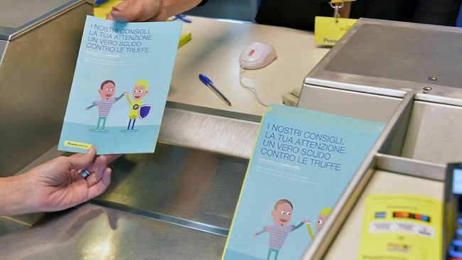 Negli uffici postali di Mazara del Vallo il “Vademecum Antitruffe”