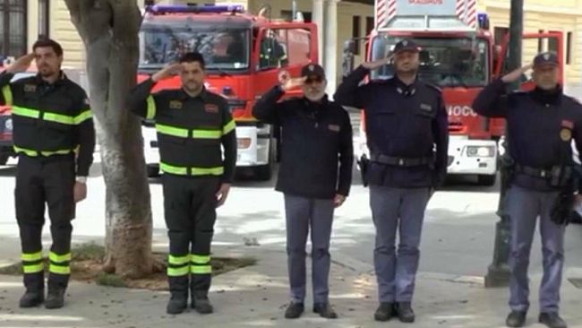 Trapani, Vigili del Fuoco e Polizia ricordano l’agente Apicella