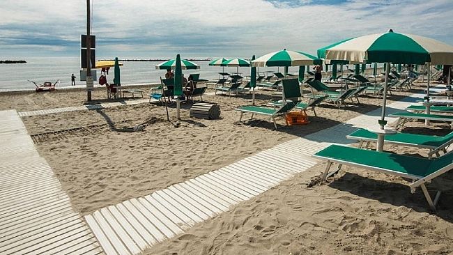 Obiettivo Città richiede la costituzione di una commissione speciale di indagine per il montaggio delle passerelle disabili