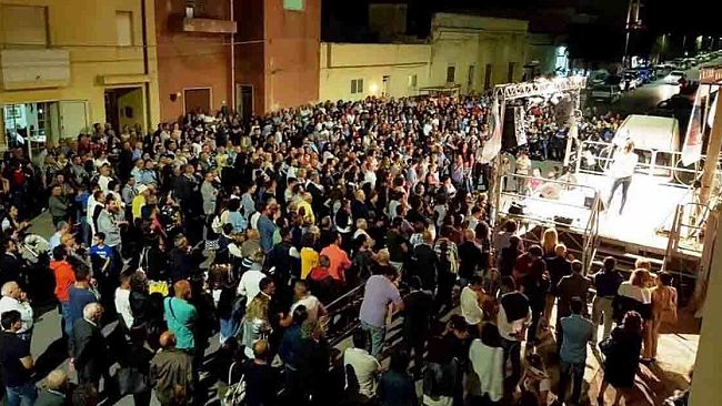 Petrosino, partecipazione in massa al Comizio pubblico del candidato sindaco Gaspare Giacalone