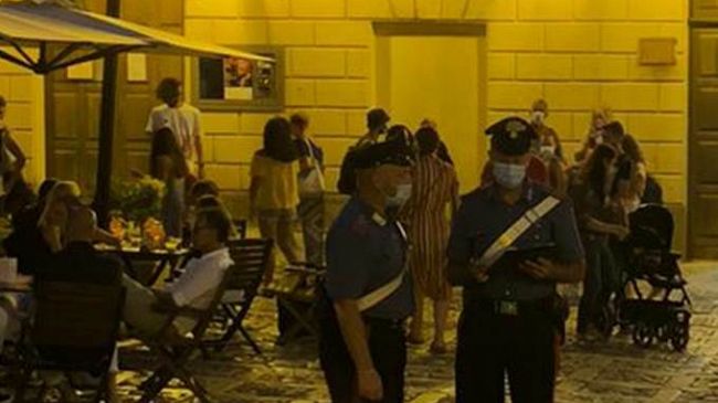 Erice, controlli sul rispetto norme anti-covid da parte dei Carabinieri: scattano le prime multe