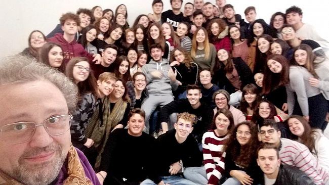 Il liceo Scientifico Cipolla in scena con Sister Act, costretto ad emigrare a Gibellina per la chiusura del Selinus