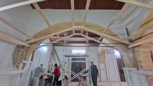 La Pro Loco allestisce l'altare di San Giuseppe a Palazzo Accardi a Campobello