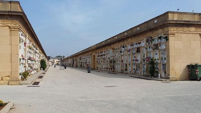 Aggiudicati i lavori di estumulazione del reparto n. 20 del vecchio cimitero