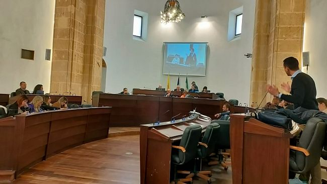Mazara, Consiglio comunale: soltanto 14 consiglieri presenti (9 di opposizione)