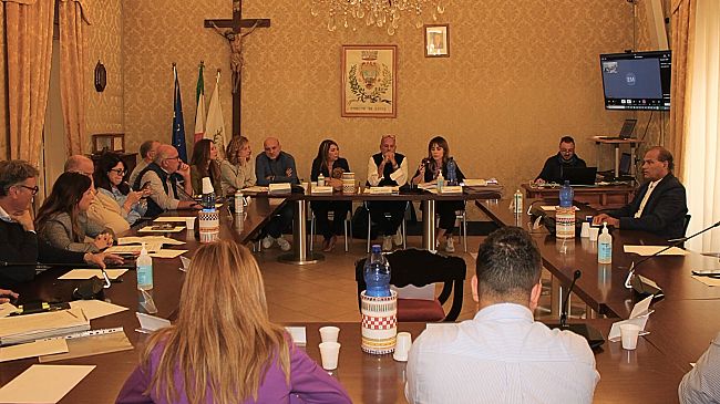 ​Erice, il Consiglio approva il nuovo Piano finanziario e le tariffe Tari 2026