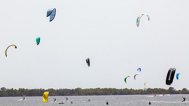 Mondiali kitesurf a Marsala nel 2027, l’appello de Le vie del vento alla Regione: “Opportunità da non perdere”