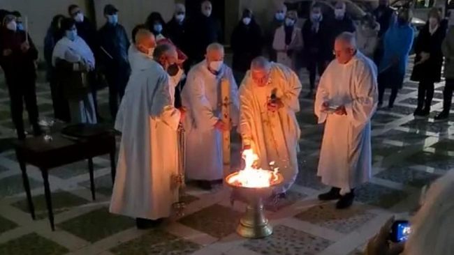 Ultime della sera: A Mazara Cristo risorge la notte di Pasqua a suon di Muezzin