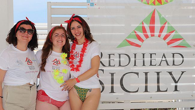 Red Head Sicily, i rossi in spiaggia per l'orgoglio 