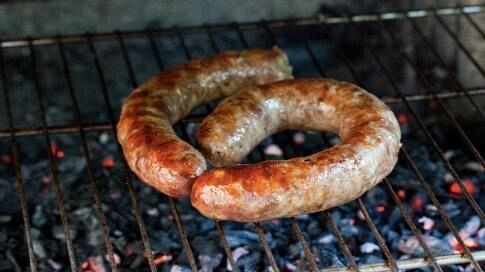 Santa Ninfa, fervono i preparativi per la sagra della salsiccia, alla sua 26^ edizione