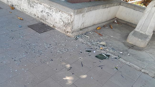 Stazione di Mazara, violenta rissa fra extracomunitari, distrutti i vetri dei bagni per i viaggiatori