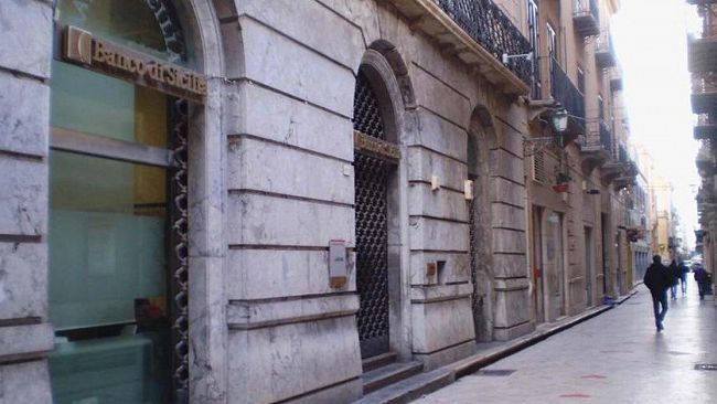 Marsala, rapina all’Unicredit del “Cassero”