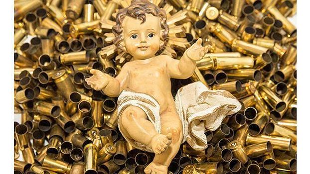 Furto del bambinello, una signora trapanese decide di donarne uno alla chiesa