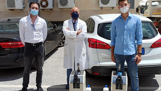 Le associazioni Agorà e Trapani per il futuro consegnano due sanificatori al Sant’Antonio Abate