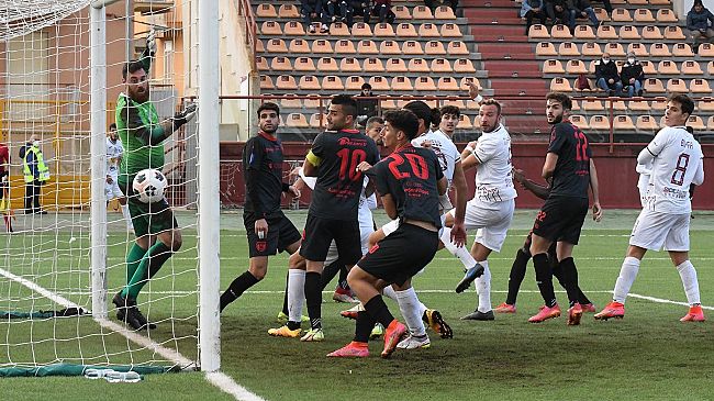 Il Trapani ci mette la testa: Maltese e Gatto stendono il San Luca