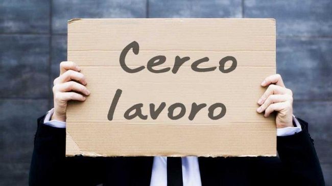 “Una punta di Sal”. Giovani laureati, precari e partite Iva, i nuovi poveri lontani dalla politica 