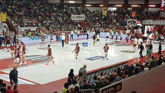 LBA 2^ giornata, Trapani Shark - Reyer Venezia 47-42 all'intervallo