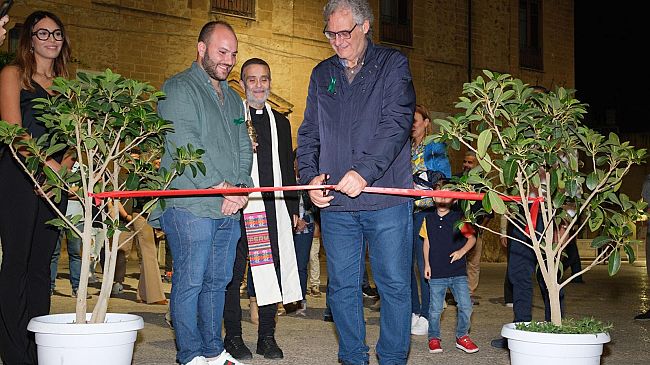 apre-il-cafe-daragona-e-si-riaccende-la-luce-nel-sistema-delle-piazze