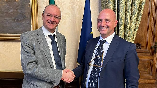 castelvetrano/la-maestra-bonafede-non-tornera-in-classeprolungata-dal-ministro-la-sospensione