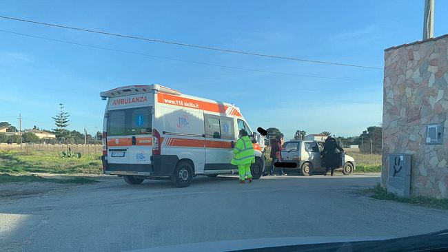 Marausa, donna priva di sensi ritrovata vicino la spiaggia