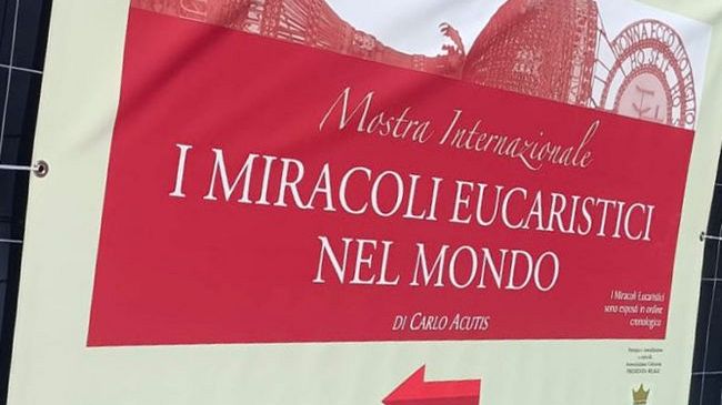 Mazara, successo per la mostra  dei miracoli eucaristici del beato Carlo Acutis