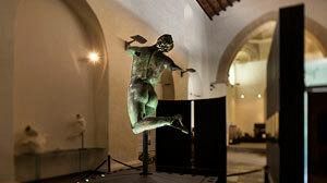 Il Satiro Danzante nei locali del Collegio dei Gesuiti